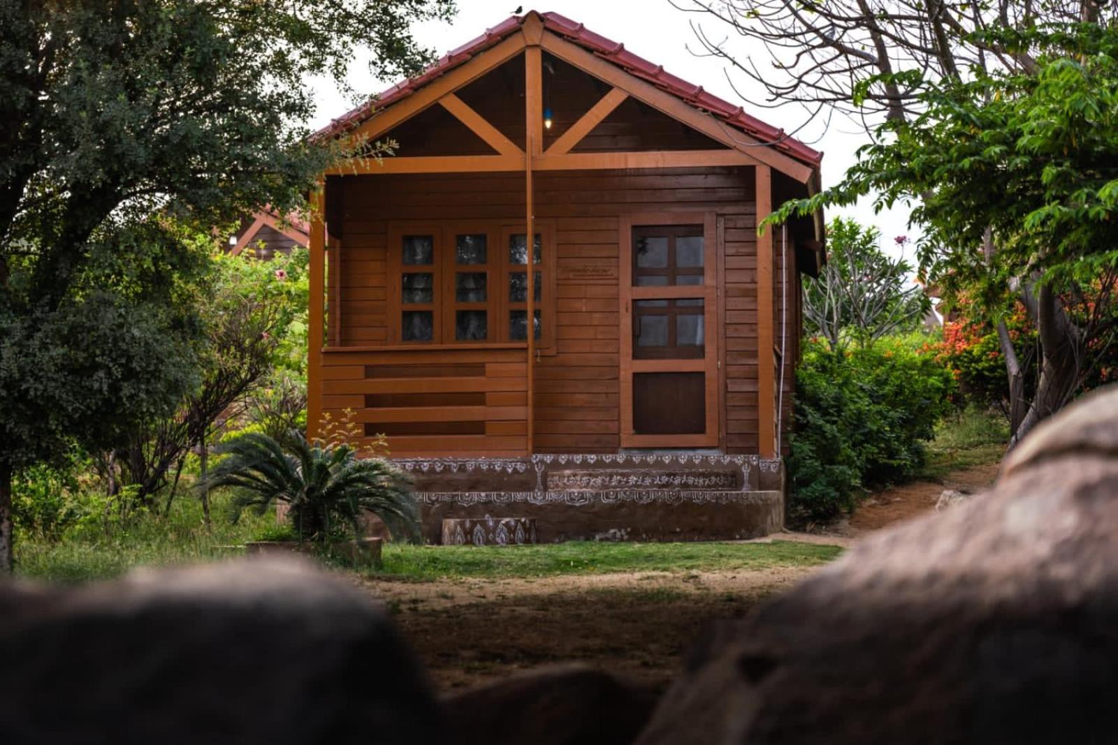 Leo Wooden Resorts ฮัมปี ภายนอก รูปภาพ